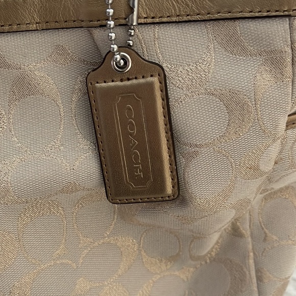 Coach F17724 Gallery Lurex Metallic Gold Khaki Tote Shoulder Bag $298 - Picture 3 of 7